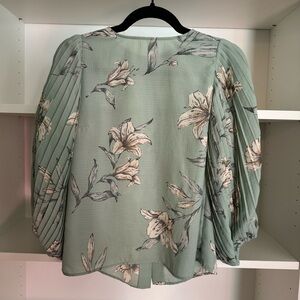 RW&CO Floral Mint Green Blouse
